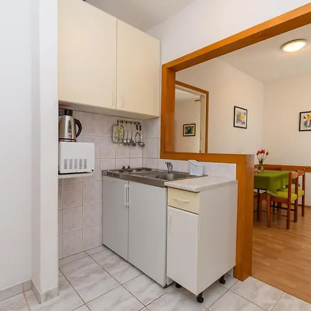 Ljubica Apartman Banjol